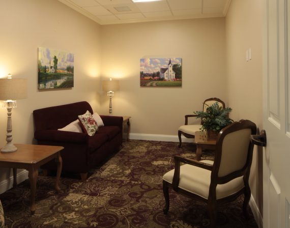 Hoffmann Hospice Home Lounge